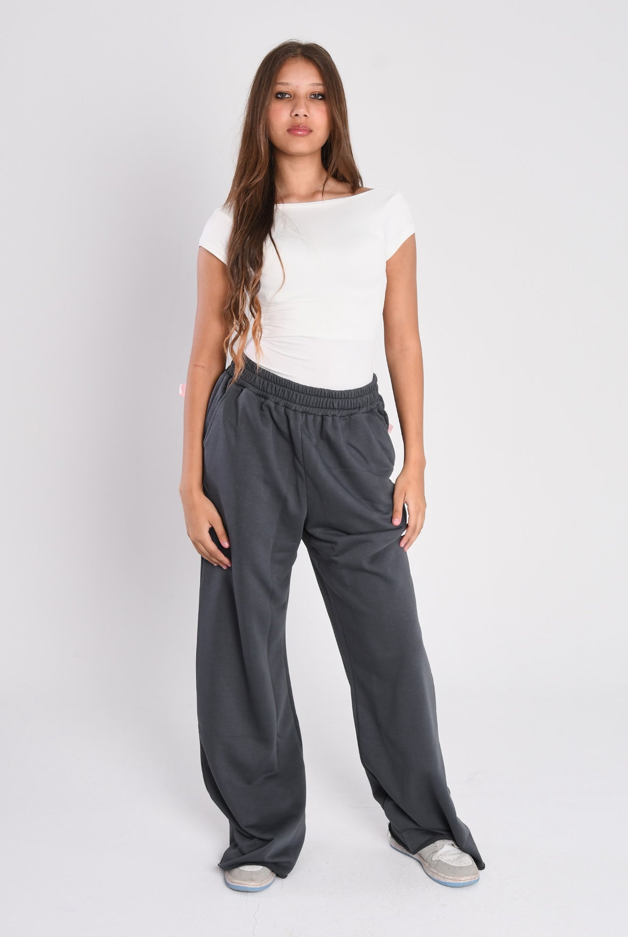 Bow pants in grey